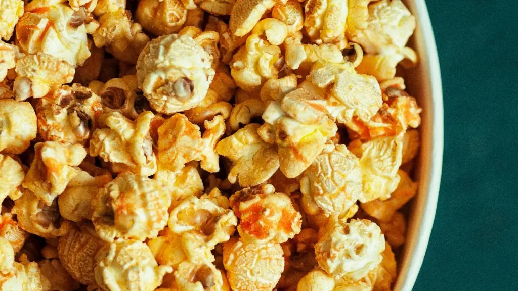 10 alimentos que no debes consumir - palomitas dulces - Dra Paola Sánchez
