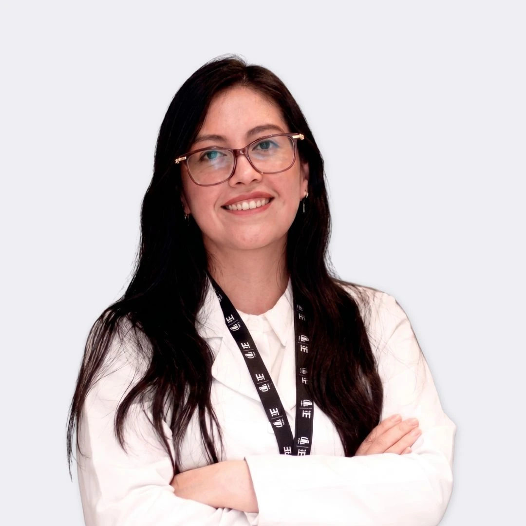 Dra. Paola Andrea Mayorga — Dirección médica del curso BodyFit Club