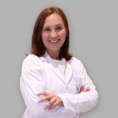 Dra Adriana Aguirre